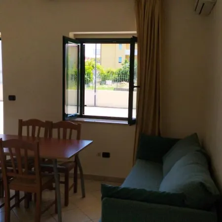 Apartment Domus